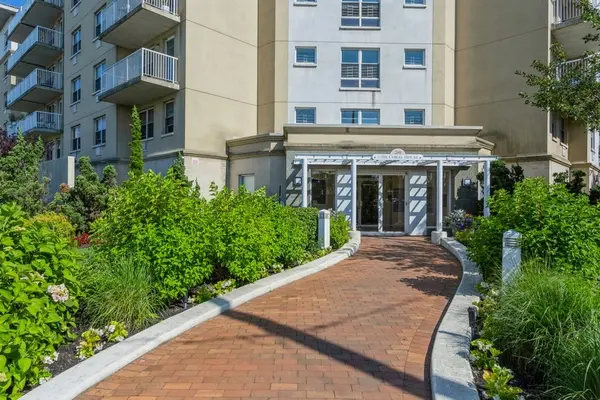 2-60 Beach 81st St #3A, Rockaway Beach, NY 11693