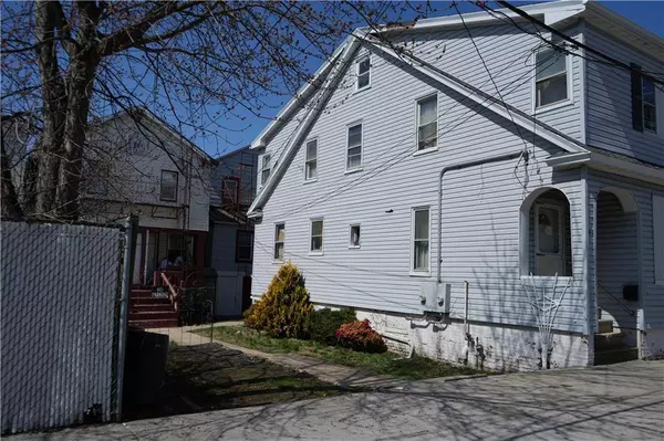 227 Beach 99th ST, Rockaway Park, NY 11694