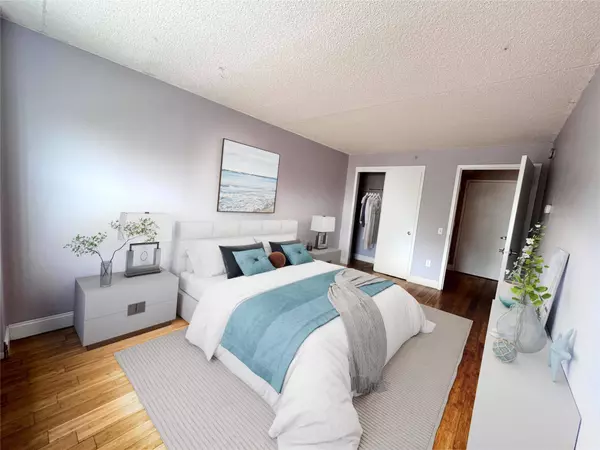 221 Beach 80th ST #2J, Rockaway Beach, NY 11693