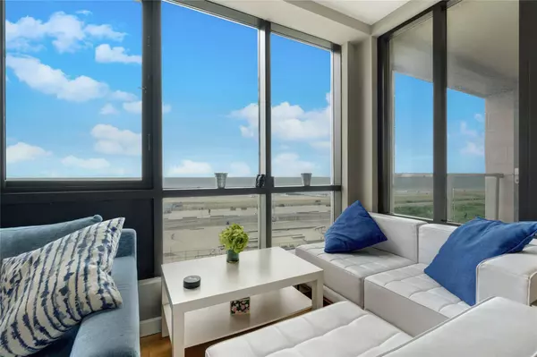 91-16 Shore Front Pkwy #5G, Rockaway Beach, NY 11693