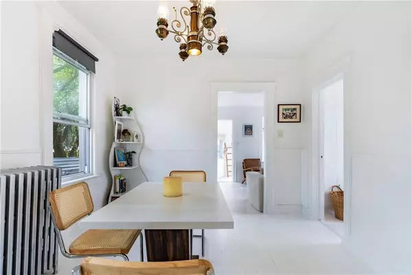 336 Beach 88th ST, Rockaway Beach, NY 11693