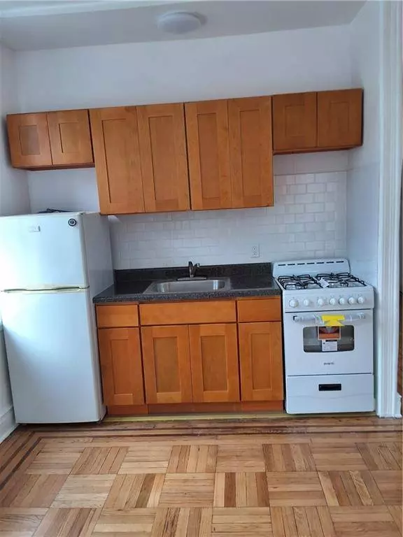 120-10 Rockaway Beach BLVD #105, Rockaway Park, NY 11694