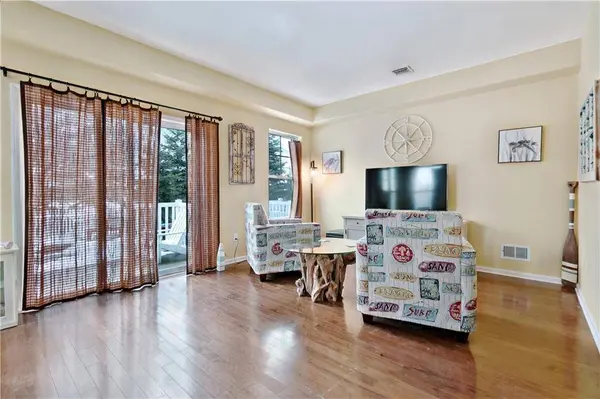 64-28 Ocean AVE South, Arverne By The Sea, NY 11692