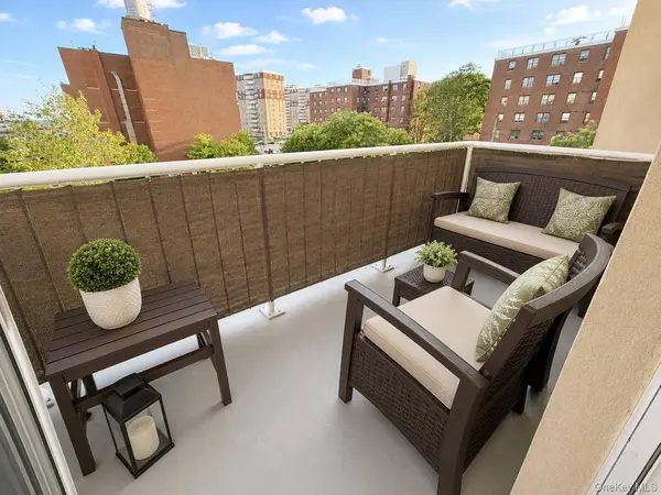 260 Beach 81st ST #4E, Rockaway Beach, NY 11693