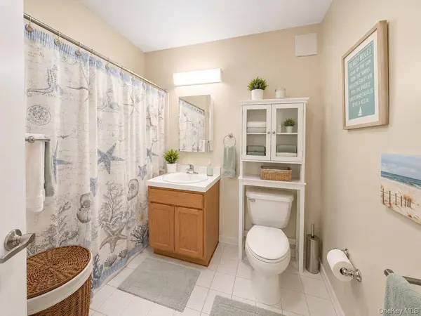 260 Beach 81st ST #4E, Rockaway Beach, NY 11693