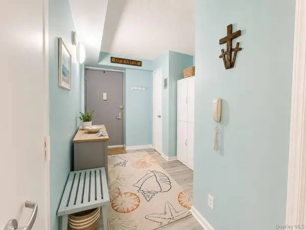 260 Beach 81st ST #4E, Rockaway Beach, NY 11693