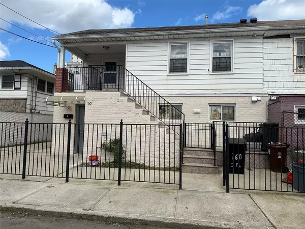 160 Beach 60th St, Arverne, NY 11692-1851