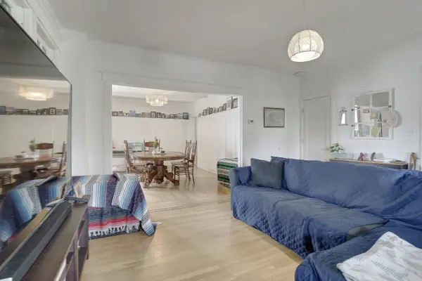 169 Beach 124th St, Rockaway Park, NY 11694-1839