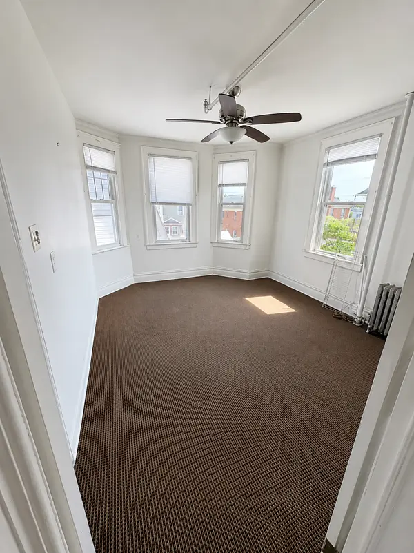 417 Beach 121st St #2, Rockaway Park, NY 11694-2194