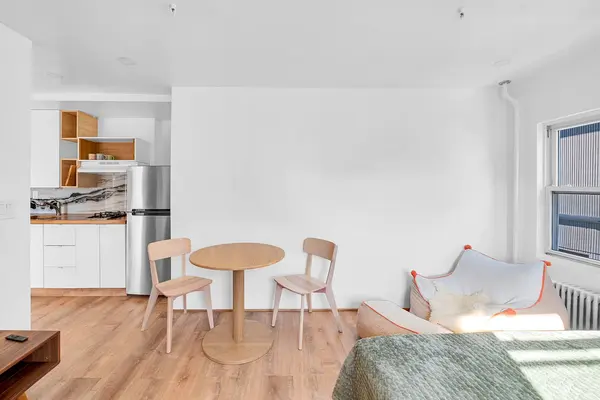 117-07 Rockaway Beach Blvd #3, Rockaway Park, NY 11694