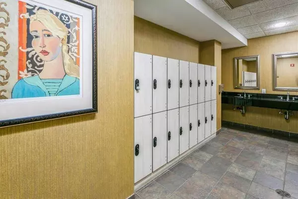 136 Beach 117th Street #410, Rockaway Park, NY 11694