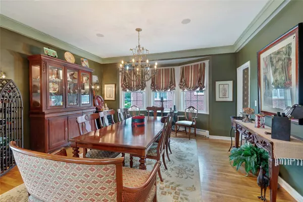 156 Beach 135th ST, Belle Harbor, NY 11694