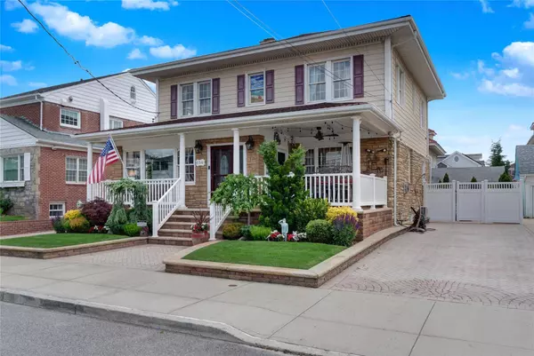 156 Beach 135th ST, Belle Harbor, NY 11694