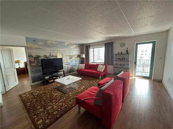 136 Beach 117th Street ST #4J, Rockaway Park, NY 11694