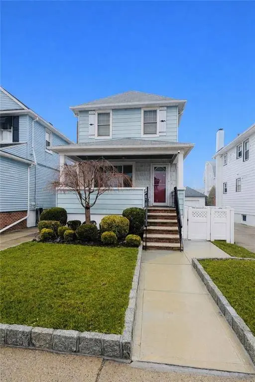227 Beach 127th ST, Belle Harbor, NY 11694