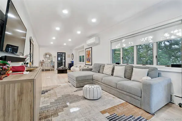 329 Beach 146th ST, Rockaway Park, NY 11694