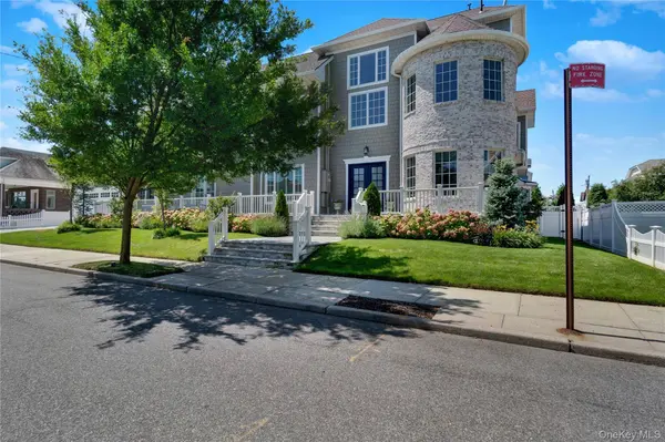 171 Beach 148th ST, Neponsit, NY 11694