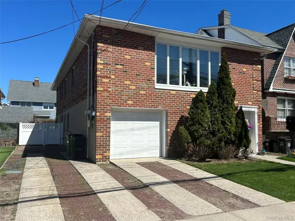 268 Beach 134th ST, Belle Harbor, NY 11694