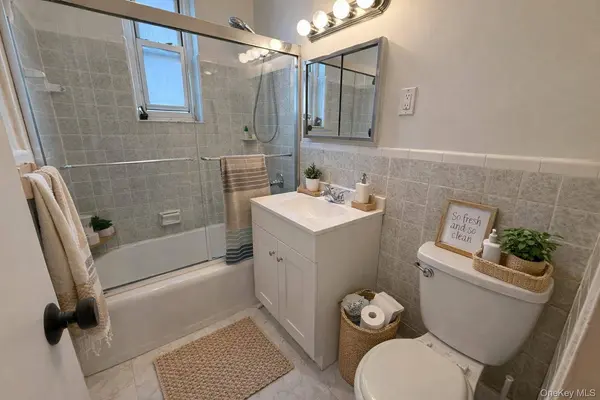133 Beach 120th ST #2C, Rockaway Beach, NY 11694