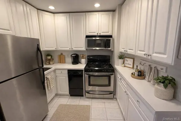 133 Beach 120th ST #2C, Rockaway Beach, NY 11694