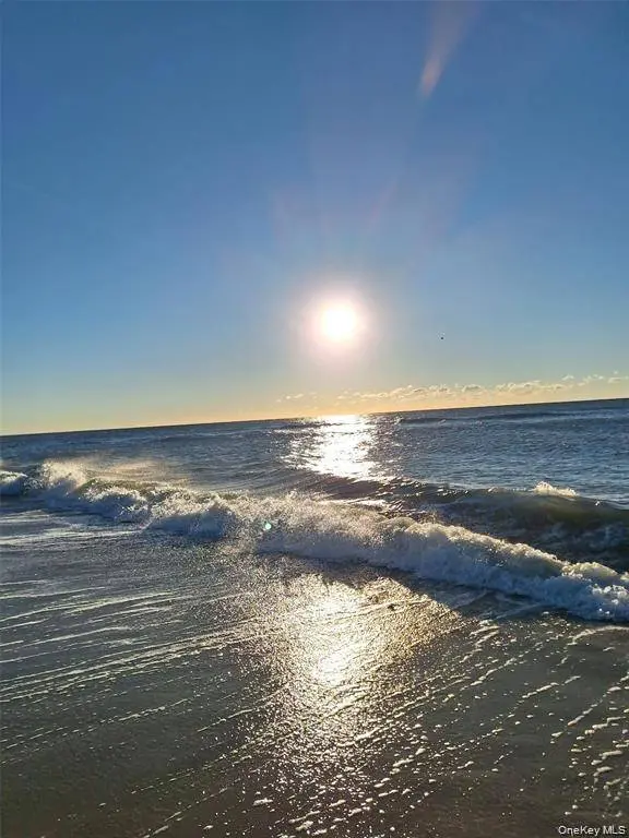 133 Beach 120th ST #2C, Rockaway Beach, NY 11694