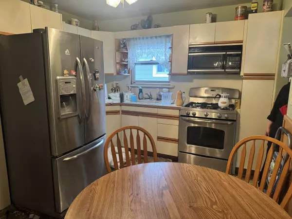 Rockaway Park, NY 11694-1841,253 Beach 124th St #2