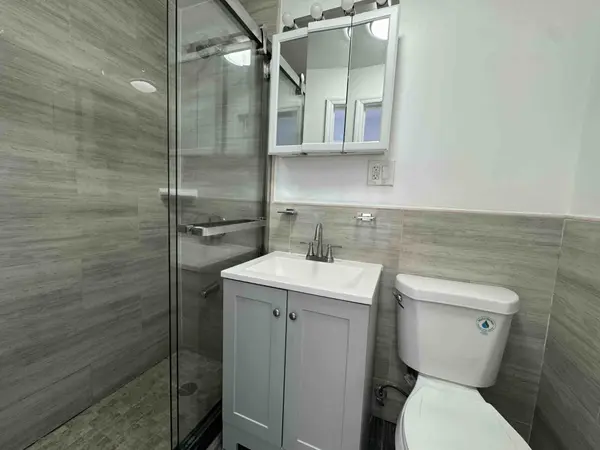 155 Beach 118th St #1R, Rockaway Park, NY 11694-2034