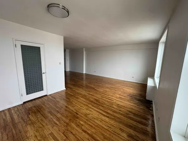 123-10 Ocean Prom #7M, Rockaway Park, NY 11694