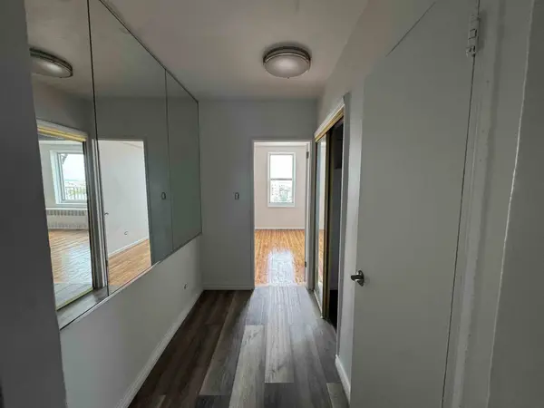 123-10 Ocean Prom #7M, Rockaway Park, NY 11694
