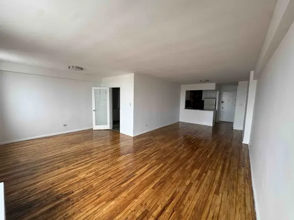 123-10 Ocean Prom #7M, Rockaway Park, NY 11694