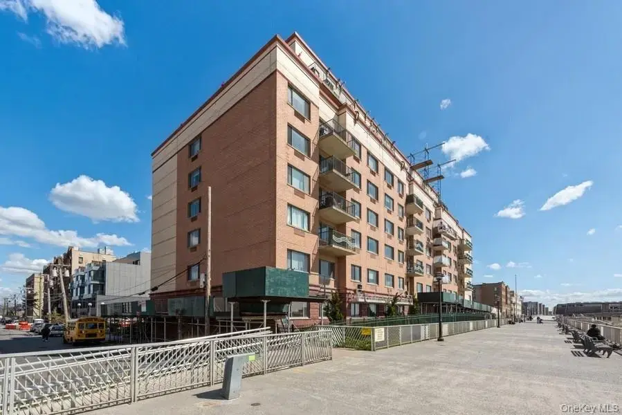 136 Beach 117th St #1, Rockaway Park, NY 11694-2011