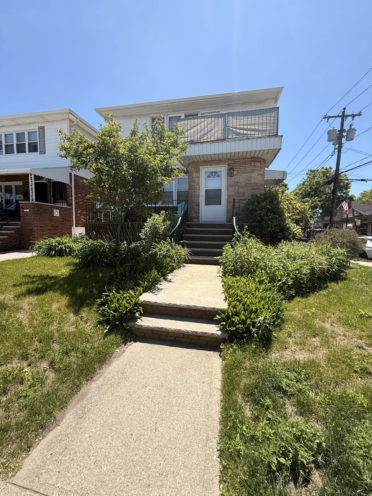 128-19 Cronston Ave, Rockaway Park, NY 11694