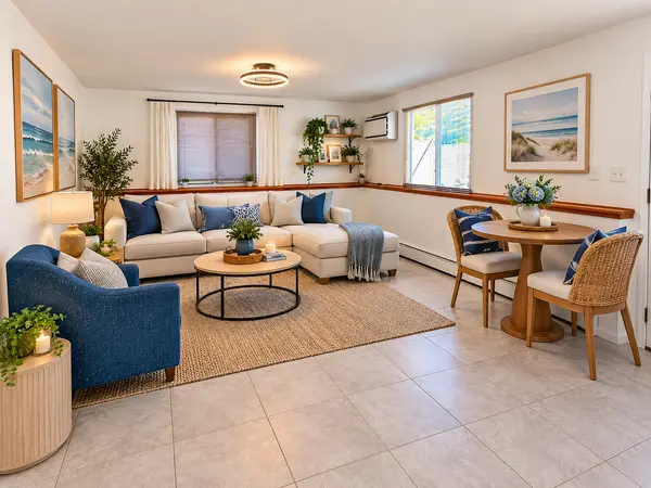157 Beach 98th St #1, Rockaway Park, NY 11694-2850