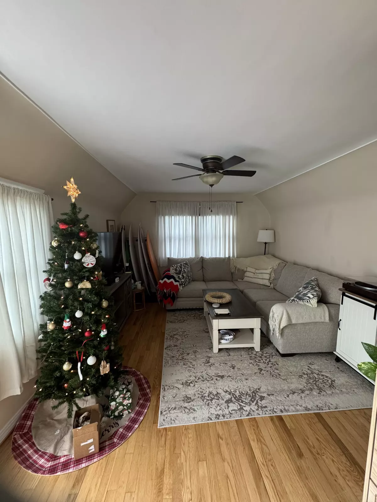 Rockaway Park, NY 11694-1730,455 Beach 127th St #2