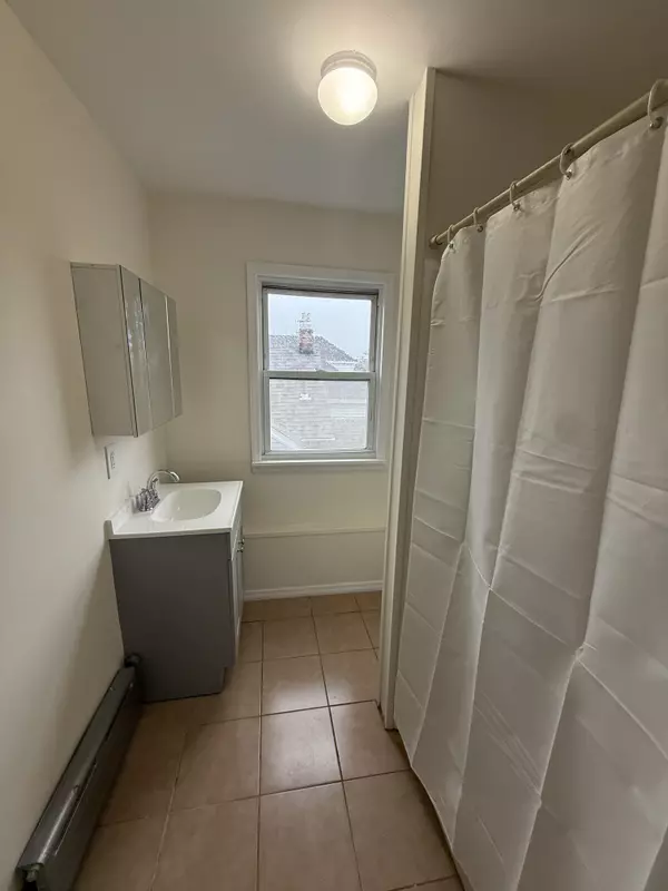 Rockaway Park, NY 11694-1978,249 Beach 119th St #5A