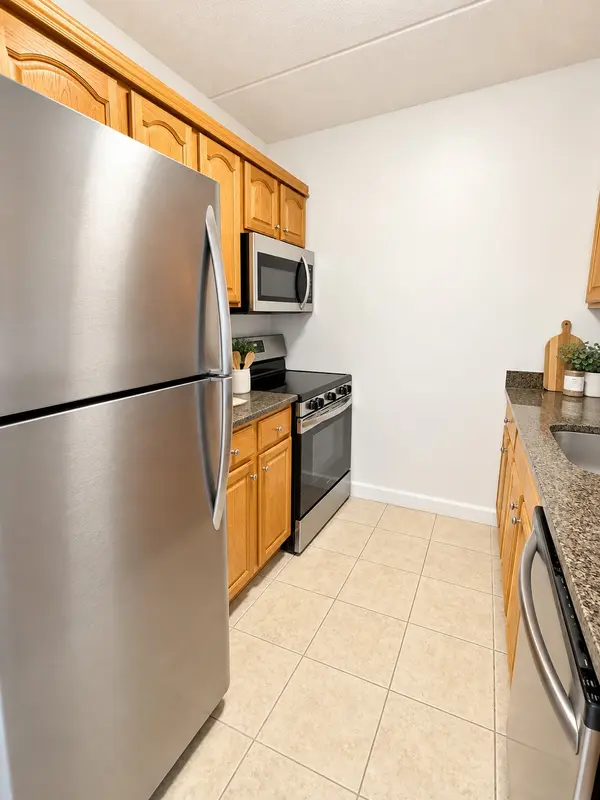 136 Beach 117th St #409, Rockaway Park, NY 11694-2011