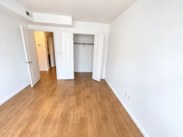 222 Beach 100th St #1, Rockaway Park, NY 11694-2959