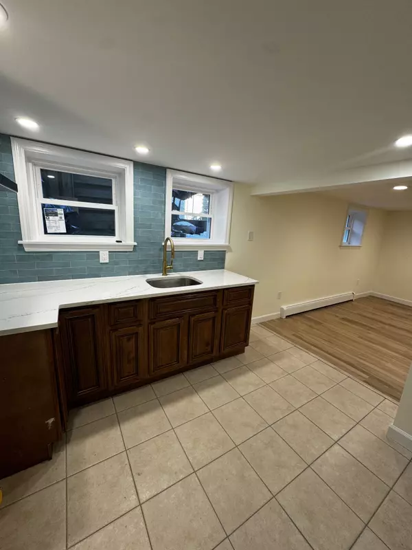 Rockaway Park, NY 11694-1701,123 Beach 125th St #1