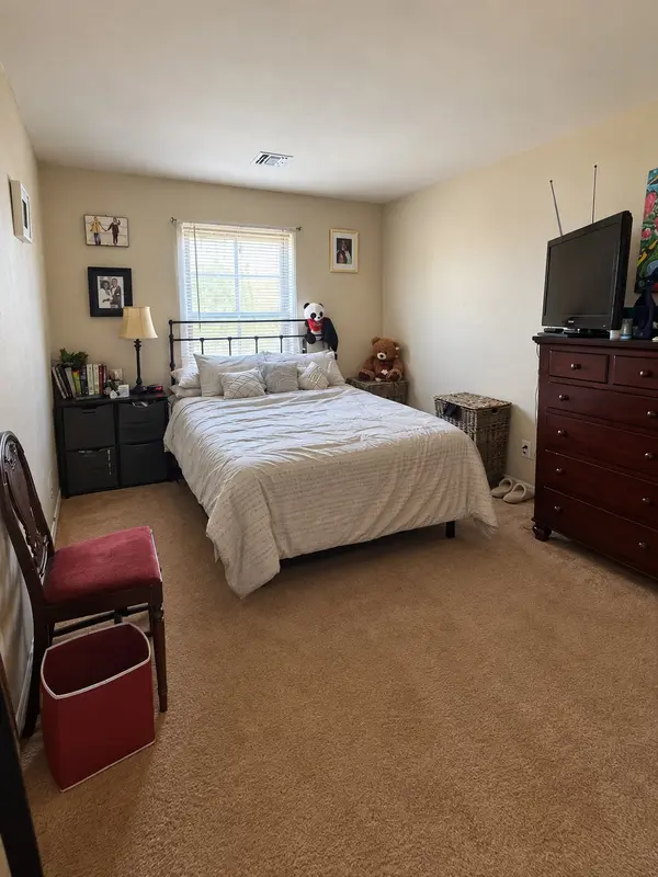 1-78 Beach 74th St #2, Arverne, NY 11692