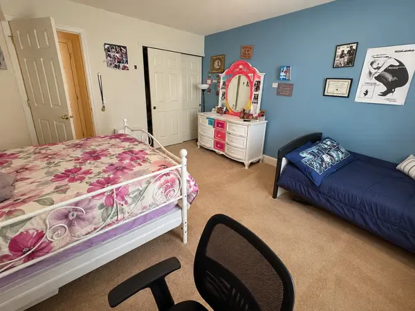 1-78 Beach 74th St #2, Arverne, NY 11692