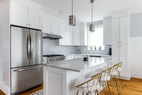 176 Beach 127th St #B, Rockaway Park, NY 11694-1727