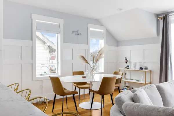 176 Beach 127th St #B, Rockaway Park, NY 11694-1727