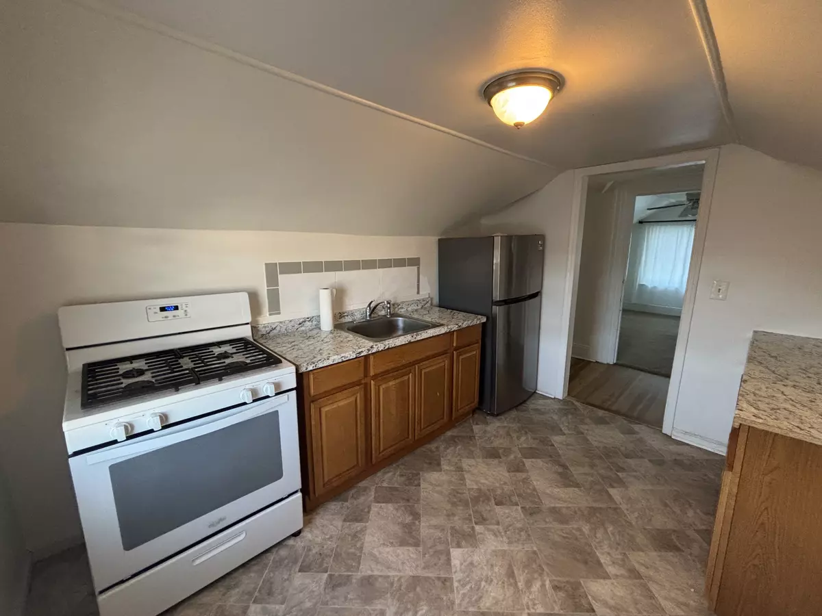 Far Rockaway, NY 11693,3-23 Beach 88th St #2