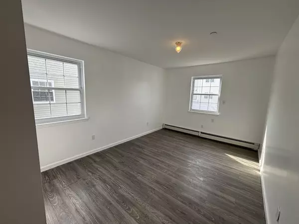 Arverne, NY 11692,62-13 De Costa Ave #1