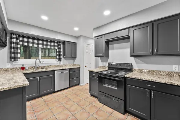 3702 Ember Spring DR, Houston, TX 77339