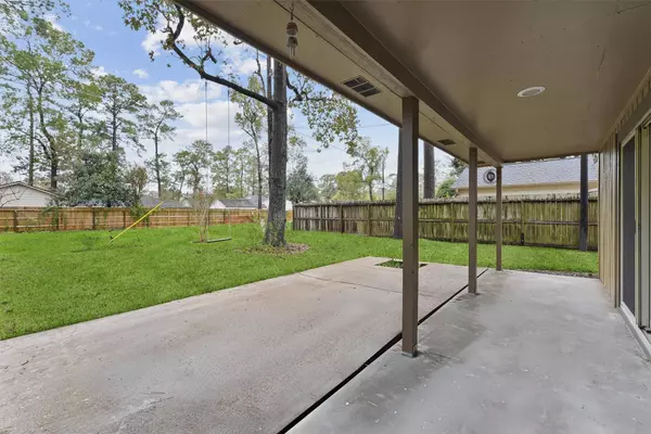 714 Golden Bear LN, Kingwood, TX 77339