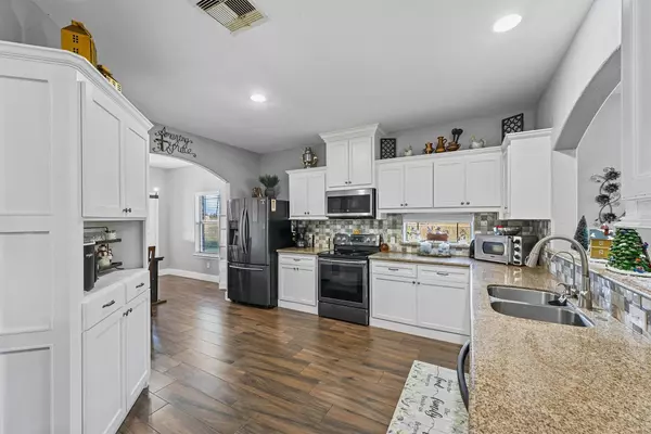 19545 Crosby Eastgate RD, Crosby, TX 77532