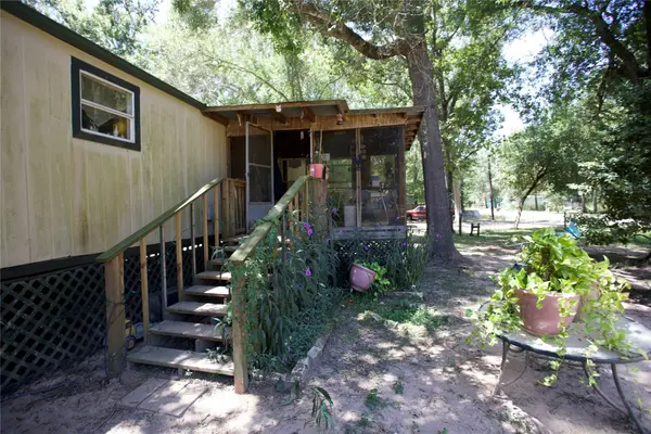 25346 Village DR, New Caney, TX 77357