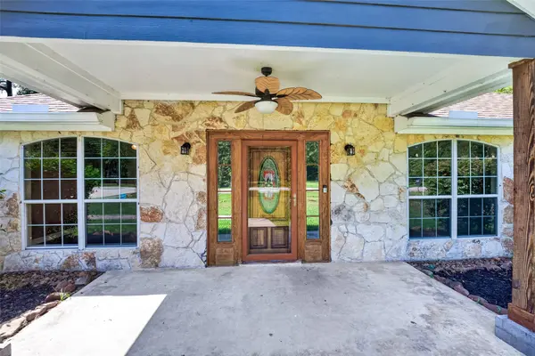 25709 Parkway DR, Huffman, TX 77336