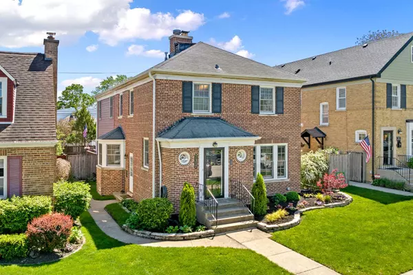 7317 W Greenleaf Street, Chicago, IL 60631